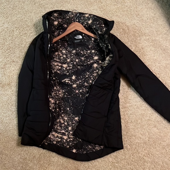 North face women’s jacket - Picture 3 of 3